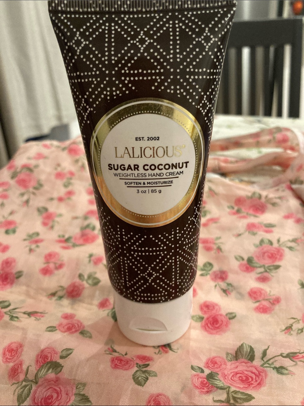 Sugar Coconut Weightless Hand Cream — Brown